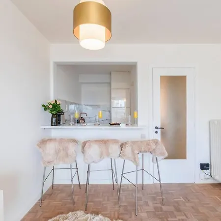 Luxury Leie View アパート ヘント