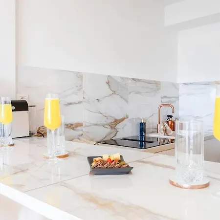 Apartment Luxury Leie View *
